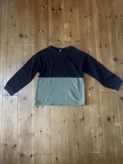 長袖カットソー 黒とオリーブグリーン
