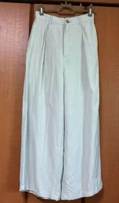 GU ライトグリーンワイドパンツ Sサイズ