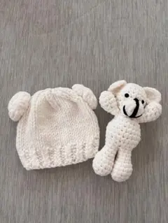 ホワイトクマ耳ニット帽とぬいぐるみセット