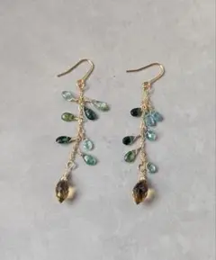 ビアクォーツとトルマリンのピアス