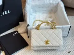 CHANEL ショルダーバッグ ホワイト