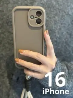 【新品未開封】コード紐付き スマホケース iPhone 16 ストラップ付き