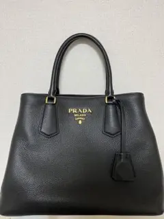 PRADA レザーバッグ