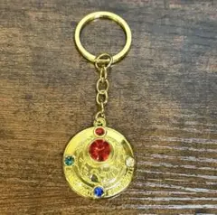 セーラームーン　変身ブローチ　ブローチ　キーホルダー