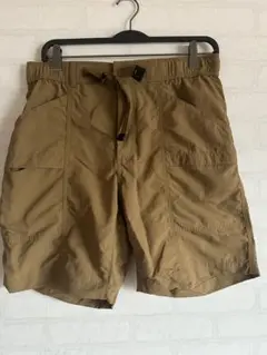 UNIQLO カーキ ショートパンツ M