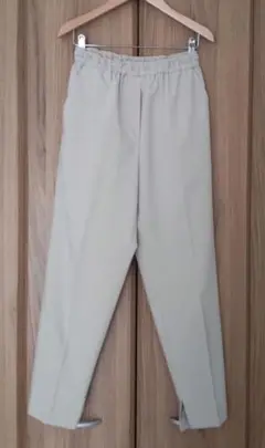【BEAMS】クロップドパンツ