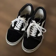 ブラックスエード スニーカー
