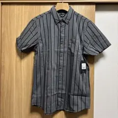 HURLEY 半袖シャツ　ストライプ　サーフ　スケボー　カジュアル