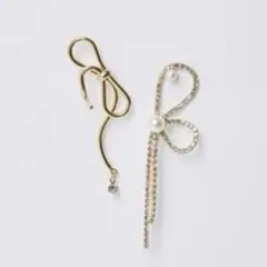 HerliptoAsymmetry Double Ribbon Pierces