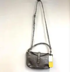 ラ　バガジエリー新品2WAYバッグ　ポシェット