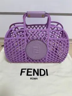 【FENDI】ハンドバッグ　バスケット　かごバッグ　ゴールド金具　パープル フェンディ バスケットミディアム プラスチック カゴバッグ