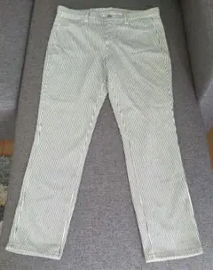 【ユニクロ】レギンスパンツ　白黒縦じま柄　Lサイズ