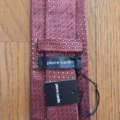 【新品未使用】 ピエールカルダン ネクタイ レッド ドット柄 ゴールド シルバー