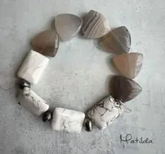 matilda作家作品　bicolor bracelet（アゲート×ハウライト）