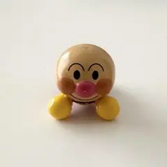 アンパンマン　バスボール　びっくらたまご