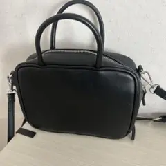 ローリーズファーム　ショルダーバッグ　黒　手持ちも可