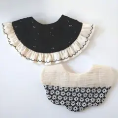 ハンドメイド　フリルスタイ　もくもくスタイ　2枚セット　刺繍生地　つけ襟
