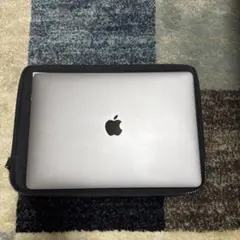 MacBook Pro 2017 タッチバー付き