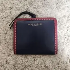 MARC JACOBS 二つ折り財布 ネイビー/レッド 青 赤 可愛い