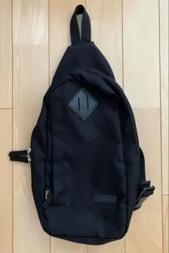 グローバルワーク　キッズ　ボディバッグ　ショルダーバッグ