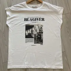 白ノースリーブ Tシャツ Mサイズ(美品)
