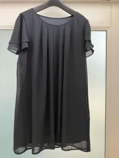 美品　ブラック　胸元シャーリングシースルートップス　Lサイズ