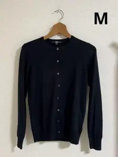 ユニクロ　長袖カーディガン　毛100% ウール　ブラック　Mサイズ