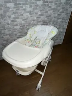 ✨美品・限定✨　コンビ Combi ハイローチェア アカチャンホンポ ディズニー