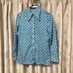 レトロ　長袖ブラウス
