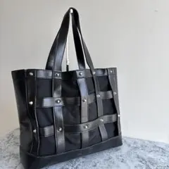 Item thumbnail for item c47effa3-3767-42b9-8f62-176c4566084e