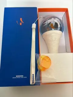 WOODZ スンヨン 公式 ペンライト トレカ付き タトゥーステッカー