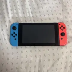 Nintendo Switch 本体 青/赤ジョイコン
