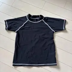 本日消去！黒いラッシュガード Sサイズ