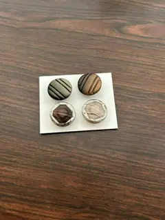 チェコ　ヴィンテージガラスボタン　18mm 4個セット