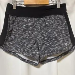 Forever21 ヨガパンツ ショートパンツ フィットネスウェア ヨガウェア