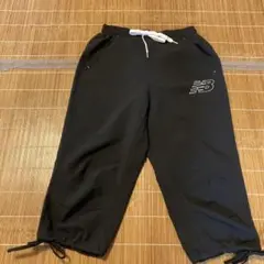 ニューバランス　ハーフパンツ　ブラックMサイズ　スポーツ・アウトドア