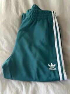 【新品未使用‼️】adidas ジャージ パンツ 緑