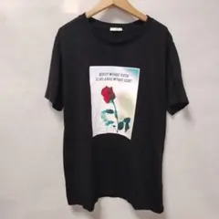 ほぼ新品ジーユーGUレディースバラプリント黒 半袖TシャツL