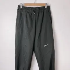 美品　NIKE レディース　メタルロゴ　ジョガーパンツ　コットン　古着