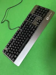 有線メカニカルキーボード KM06