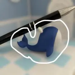 ペン置き　クジラ