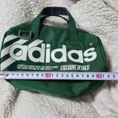 adidas 緑色 バッグ EXCLUSIVE DETAILS　ミニバッグ