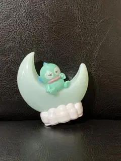 ハンギョドン　光る　フィギュア