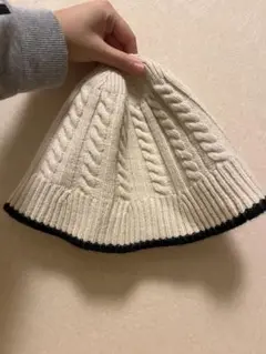 Item thumbnail for item 9f37e49a-66f4-4dee-9e52-048b55497779