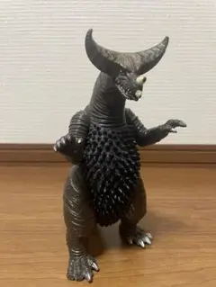 ウルトラ怪獣ソフビ　パワードゴモラ　リペイント完成品 2025年最新】パワードゴモラの人気アイテム - メルカリ