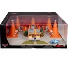 【１点限り!!】新品未開封 カーズ プレシジョン サリー モーテル ディズニー 1点限り!!】新品未開封 カーズ プレシジョン サリー モーテル