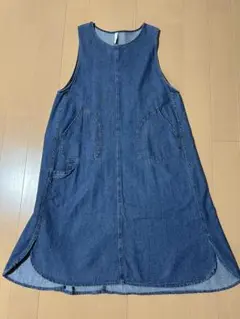 Item thumbnail for item fcf803b5-5432-4908-ba90-3572a3874290