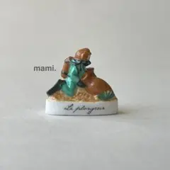 フェーヴ　ダイバー　フランス　フェーブ　ミニチュア陶器　f-3483
