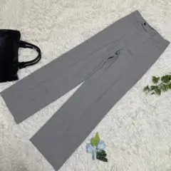 極美品　アンタイトル　サマースラックス　グレー　センターライン　薄手　9 M