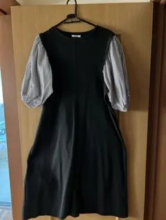 黒とストライプのパフスリーブワンピース(送料込み)